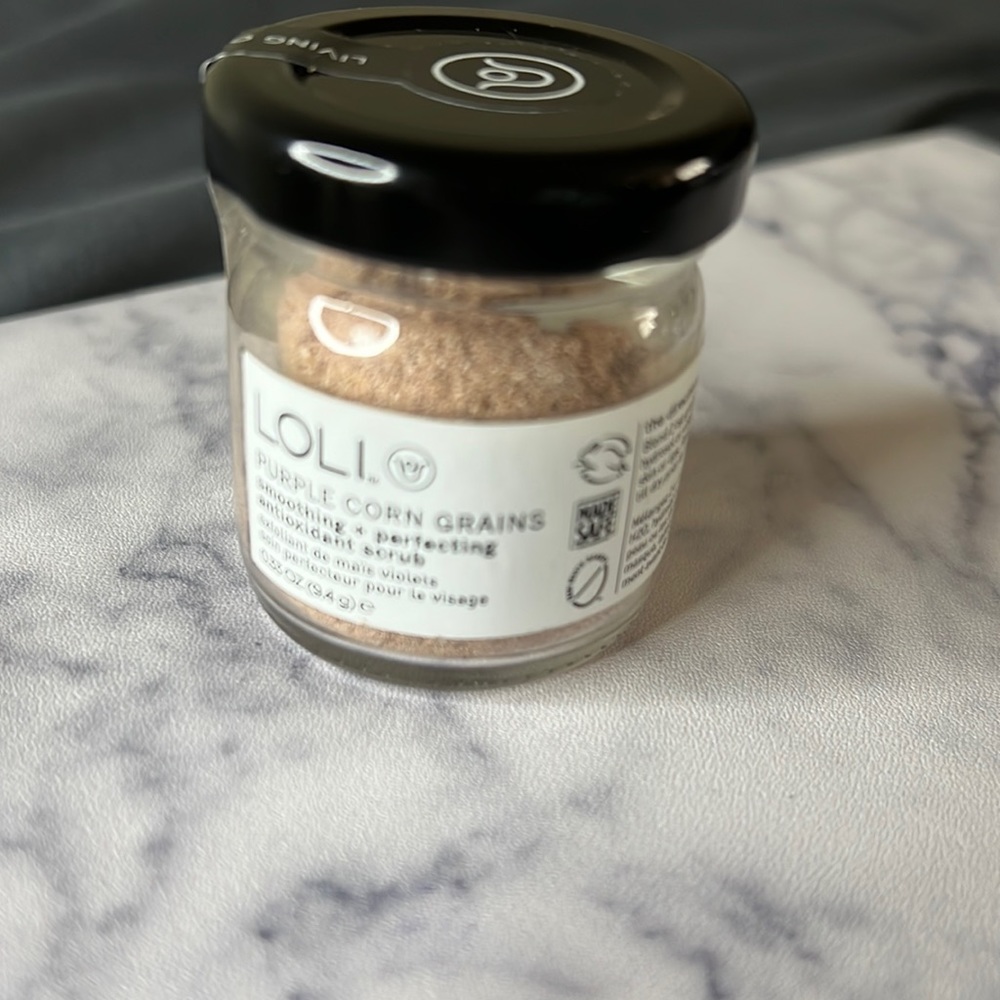 LOLI Purple Corn Grains Exfoliant Scrub sample size